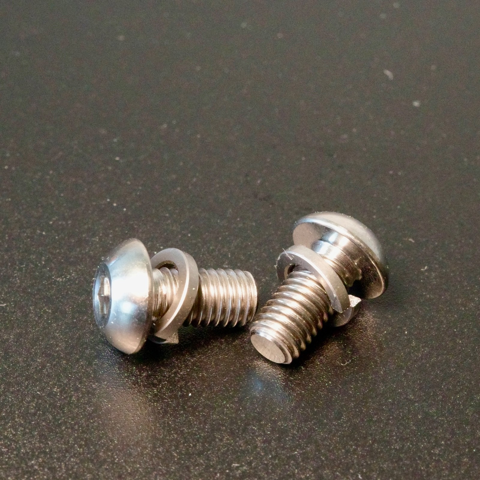 2pcs Titanium bolts M5, SRP reproduction, XTR ST-M900 shifters – retro MTB.