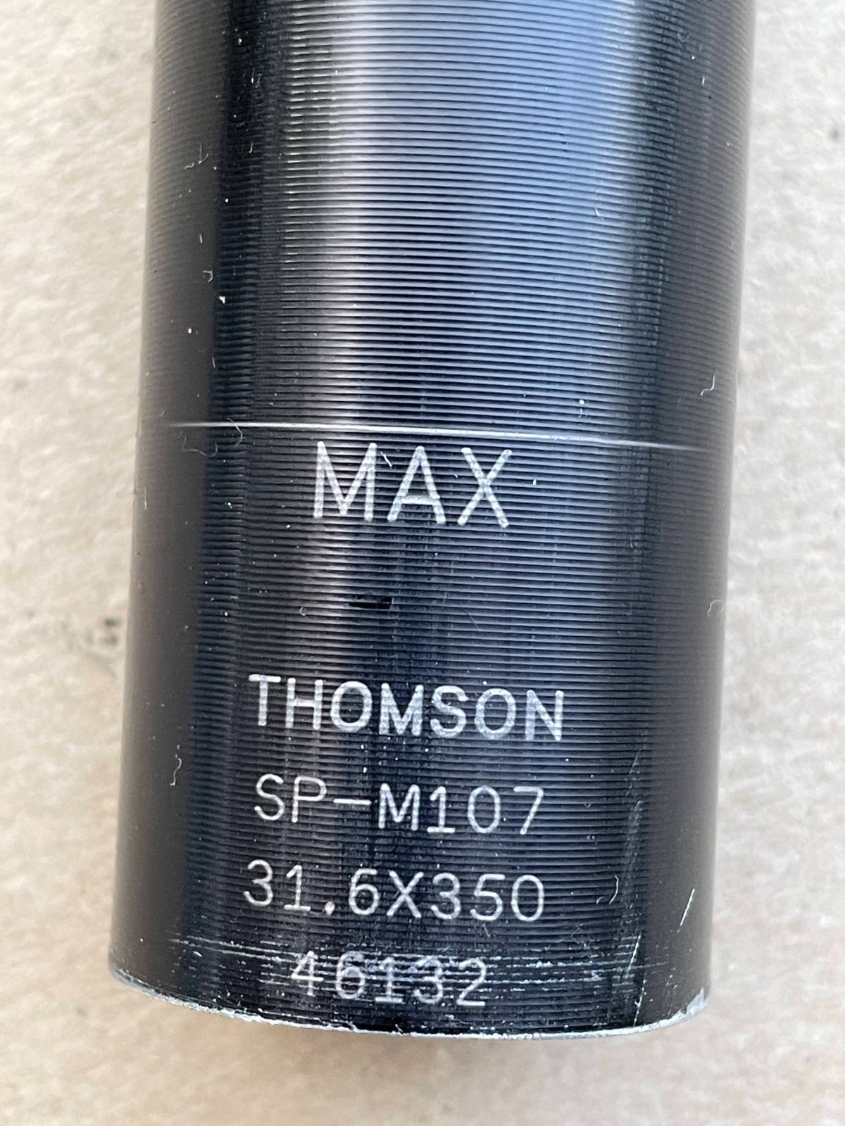 Black Thomson Masterpiece Seatpost SP-M107 31.6mm x 290mm (cut down from 350mm)