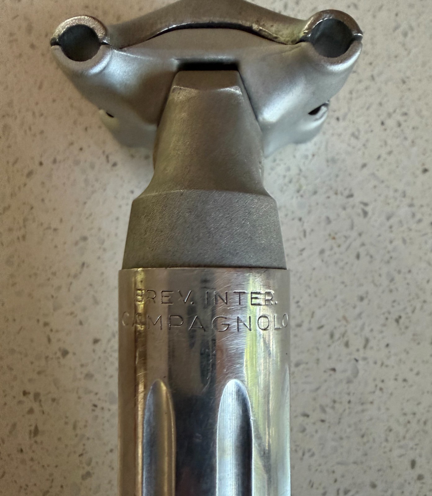 CAMPAGNOLO RECORD FLUTED SEAT POST W/BOTTECCHIA ENGRAVING 26.8 MM