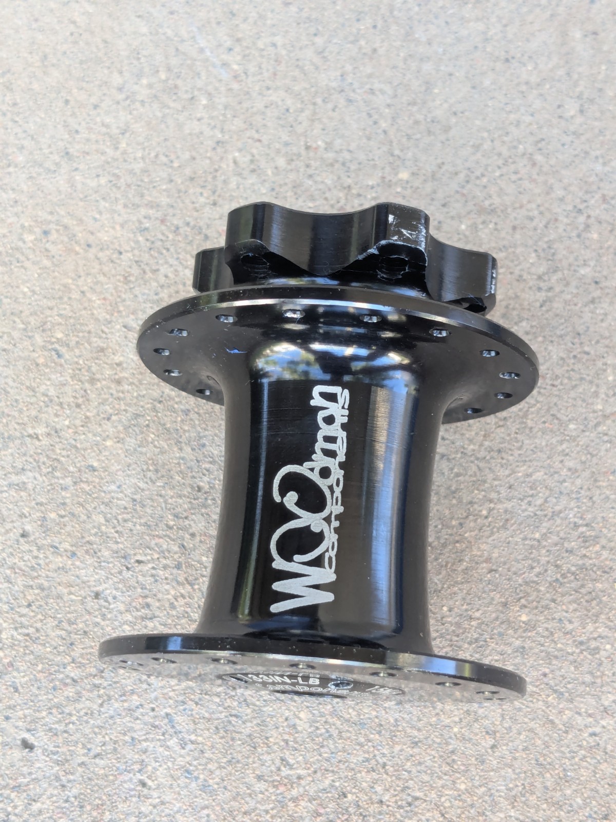 Woodman Lefty Hub 75 mm Wide 32 Hole MTB Mountain Bike Disk Nice