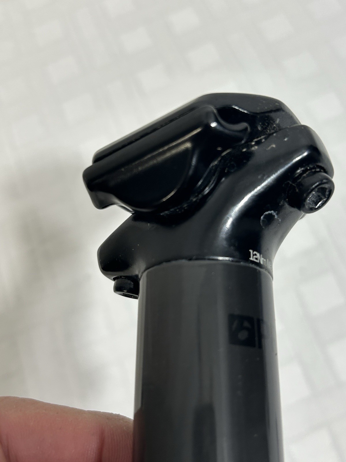 Bontrager PRO Carbon Seatpost 31.6mm X 400mm Black Alloy Head Plain 278g