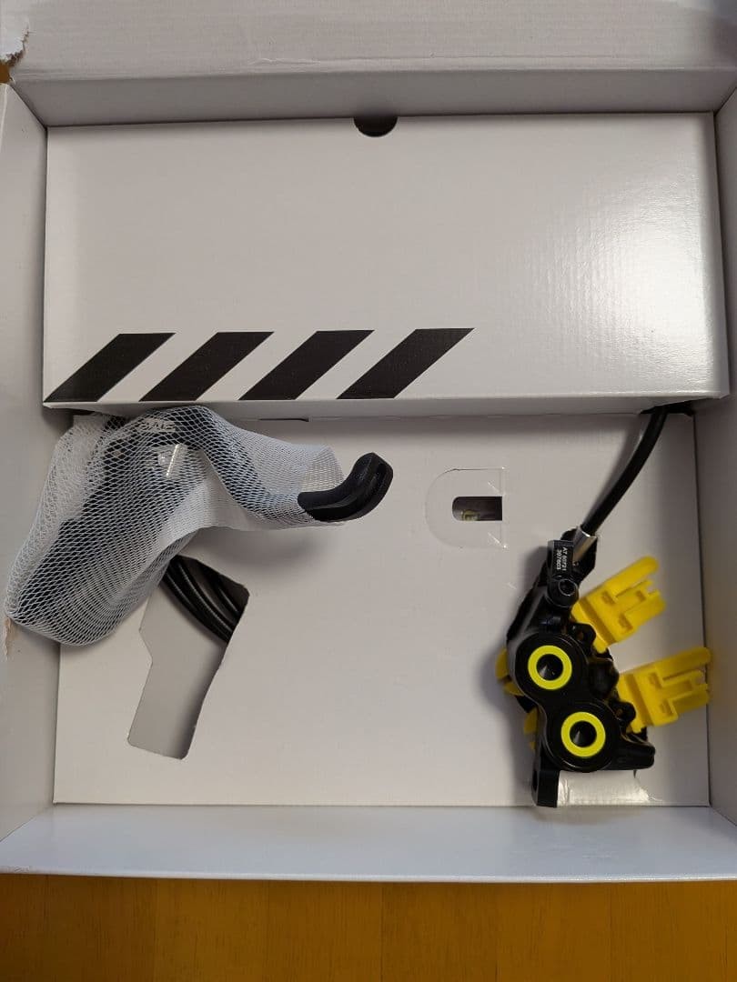 Box dirty Magura MT5 Pro Magura disc brake