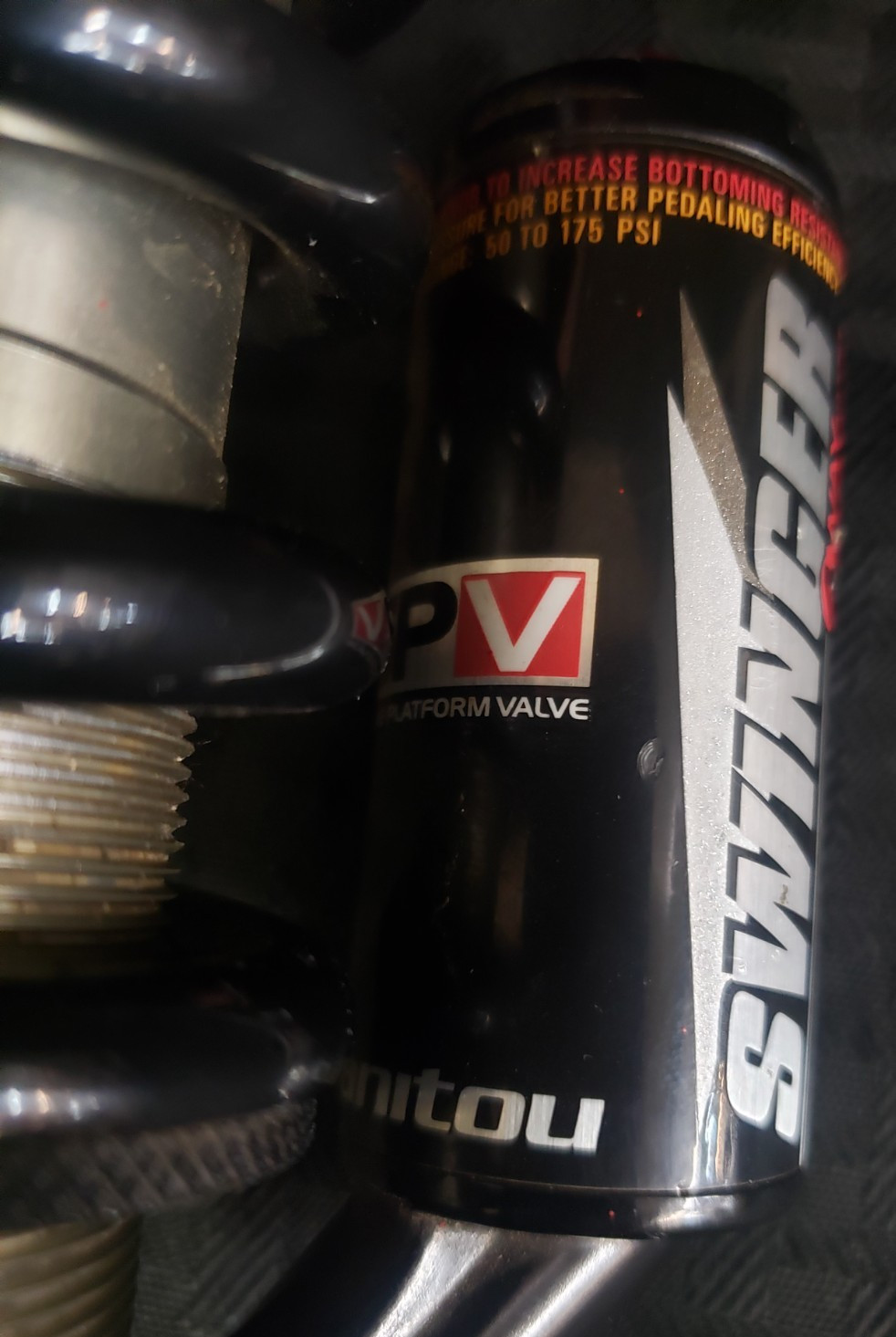 450283 – Manitou Swinger 4Way SPV Shock Absorber