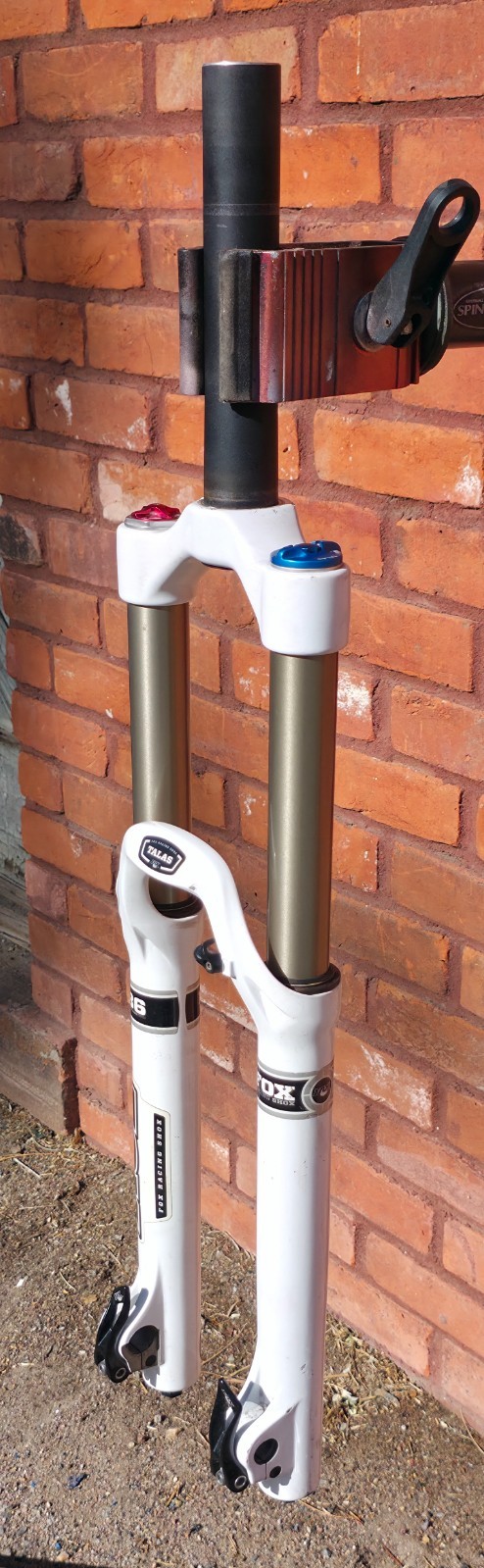 FOX 36 TALAS 140-180mm Travel Fork – 20mm QR axle – 1 1/2″ Straight Steerer