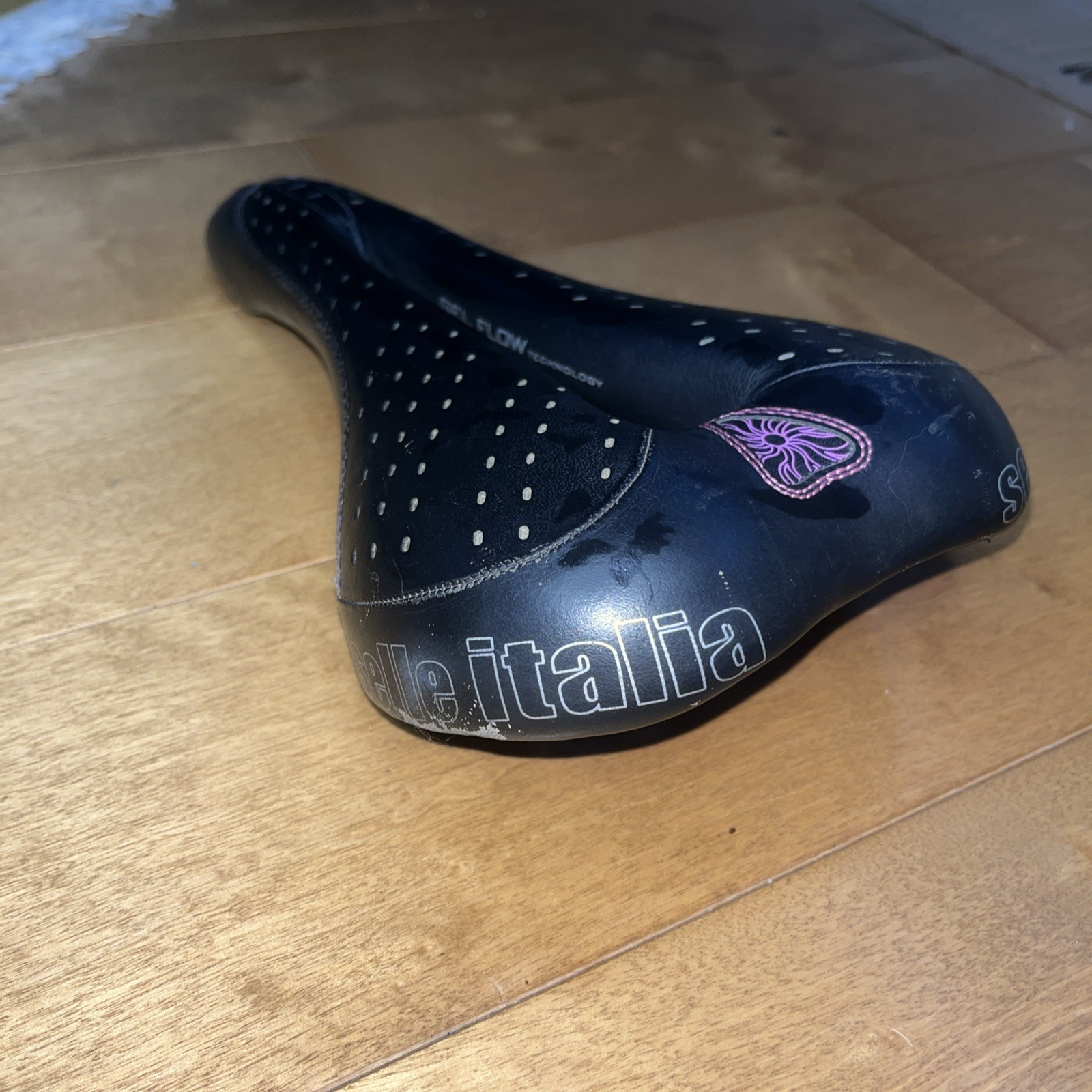 Selle Italia Diva Gel Flow Saddle / women’s
