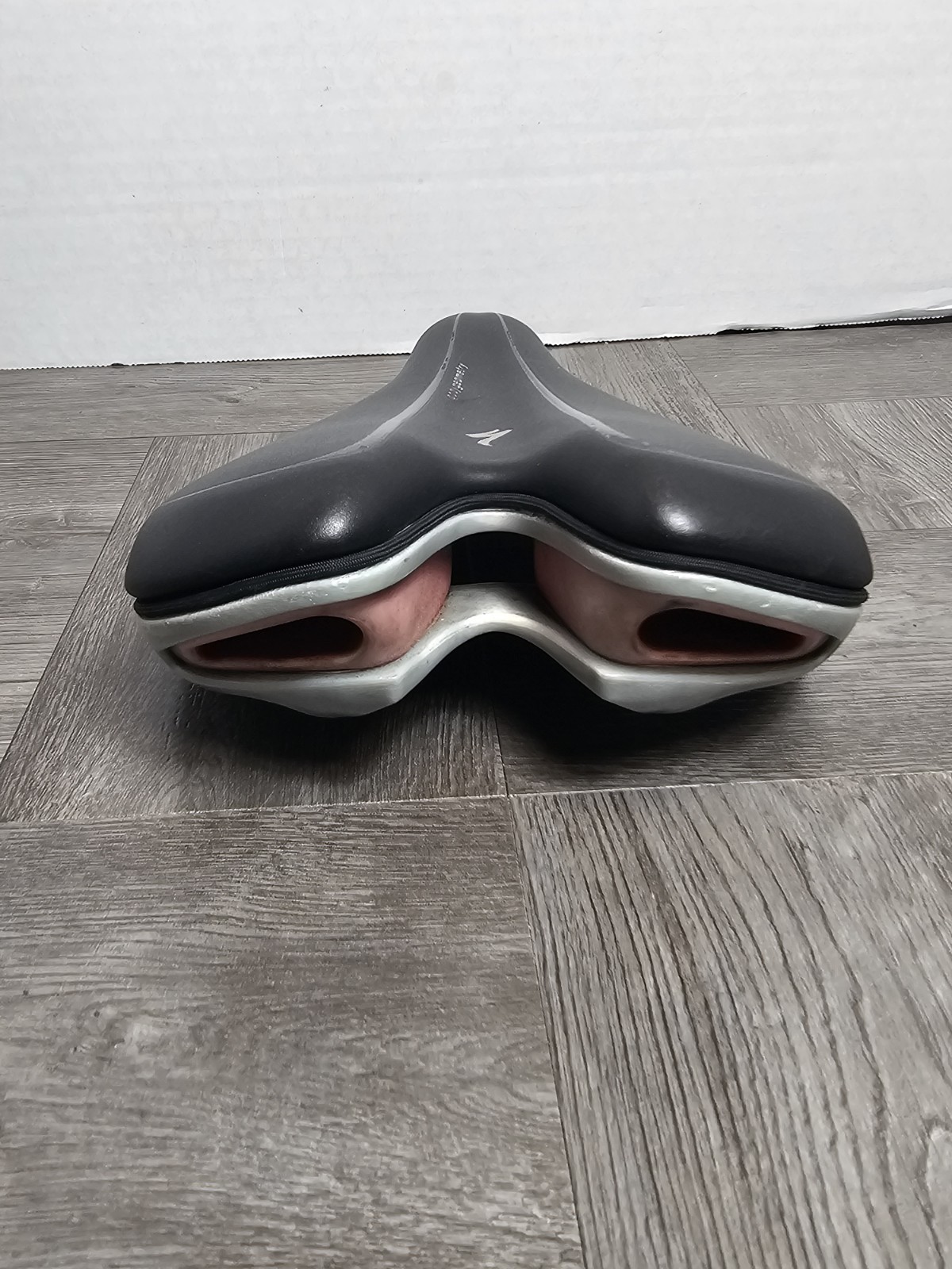 Specialized Sonoma Sport Body Geometry Women’s Bicycle Seat Saddle 160mm