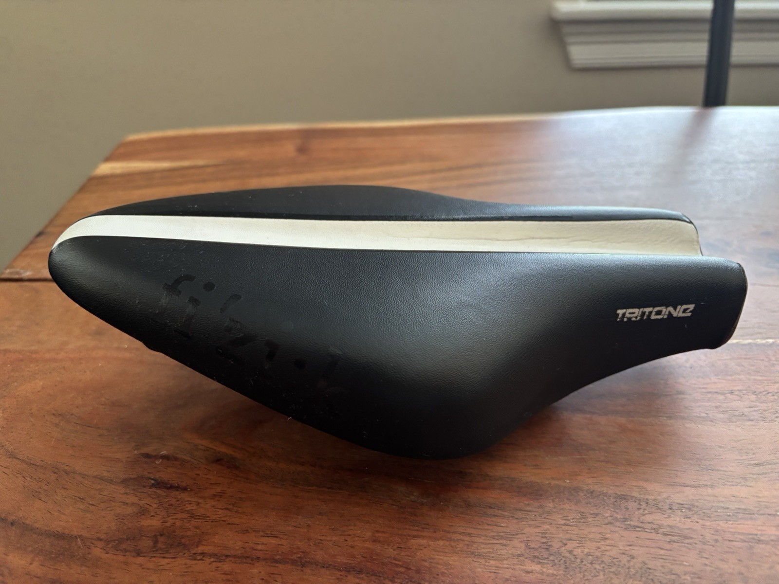 Fizik Tritone Saddle K:ium Rails Short Nose