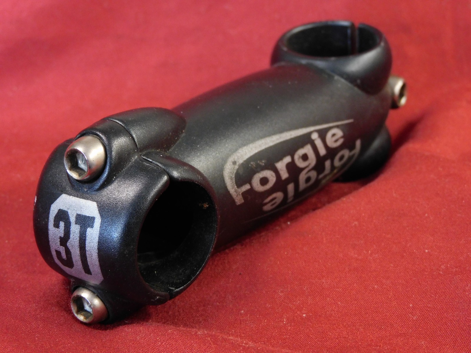 Excellent 11 cm Threadless Black 3T Forgie Stem 1″ 1/8 x 110 mm x 26.0 mm