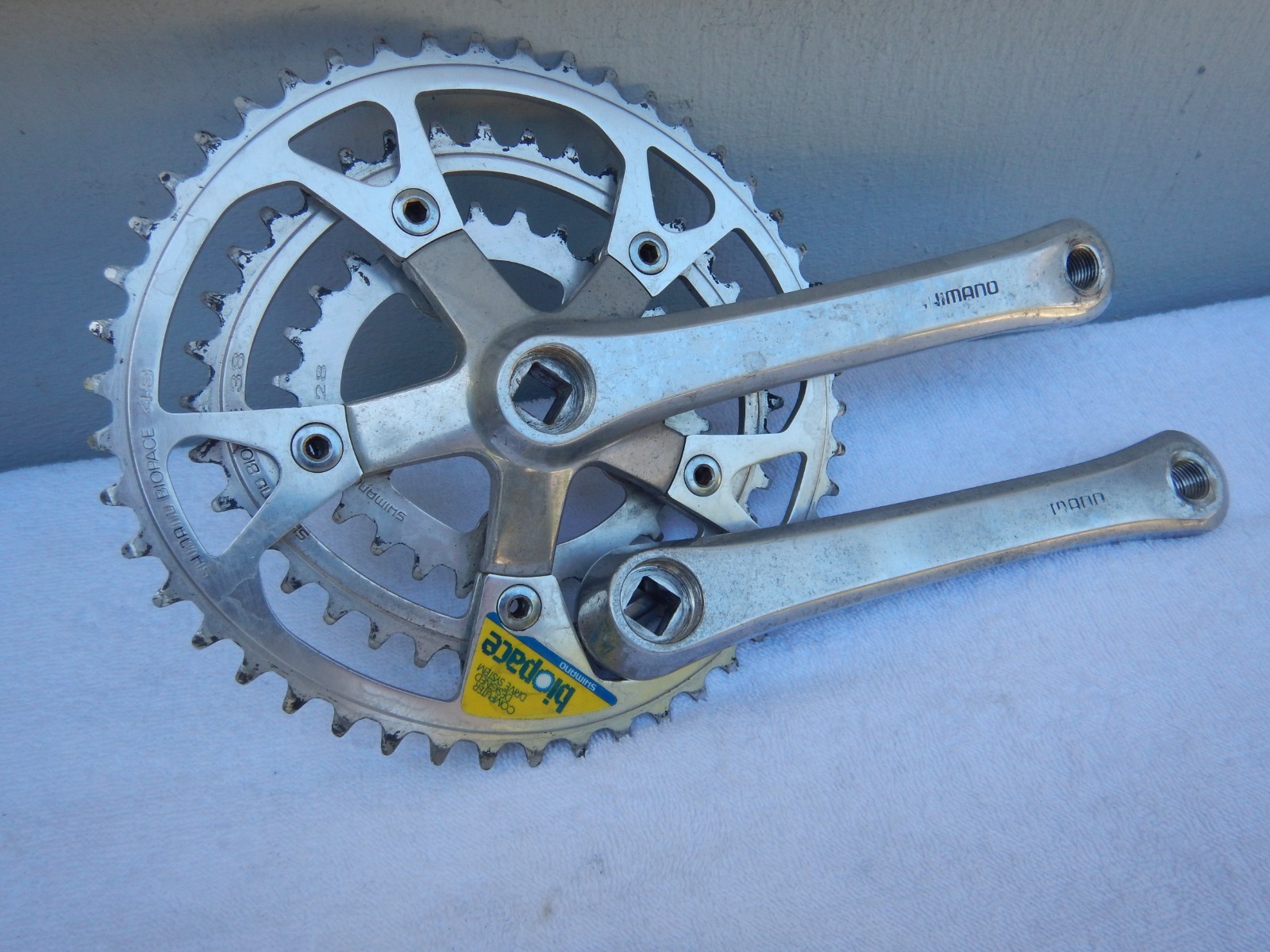 Shimano FC-B124 Biopace Vintage Mountain Bike Triple Cranks 175 Crankset w/BB