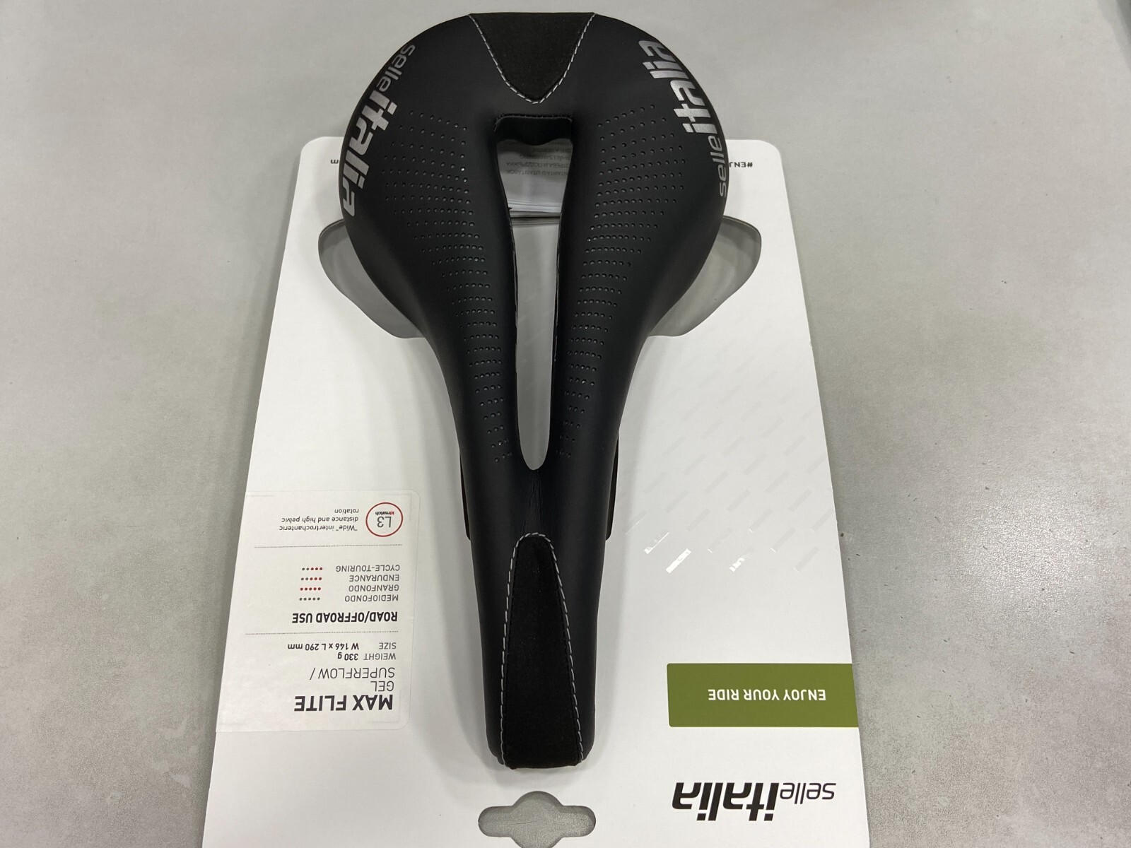 Selle Italia Max Flite Gel Superflow L3 146×290 mm Ti 316 Rail Saddle (Black)