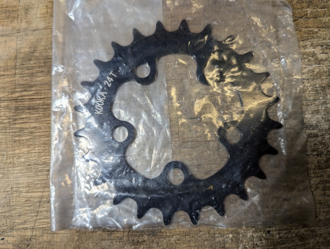 NOS KOOKA 24t 58mm bcd chainring MTB vintage (black)