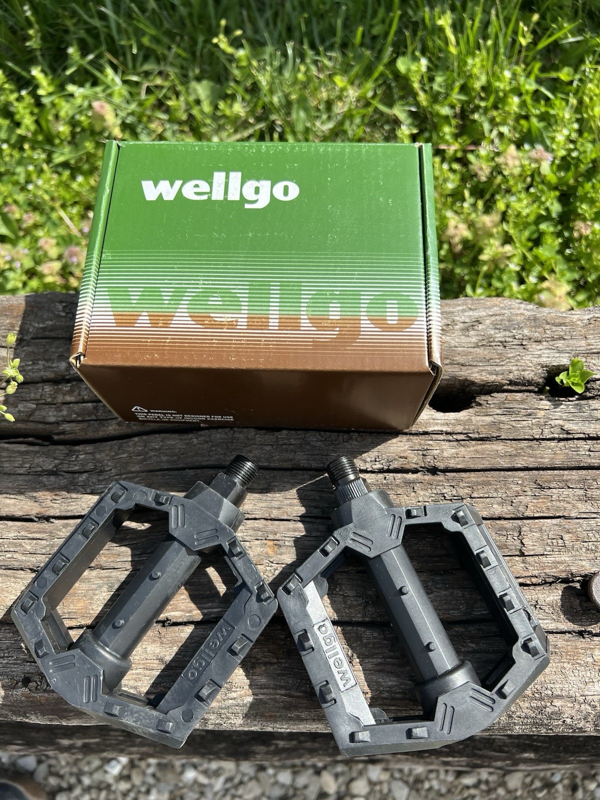 New ~ Wellgo LU-205 Plastic Resin Platform Pedals 9/16″ Mountain