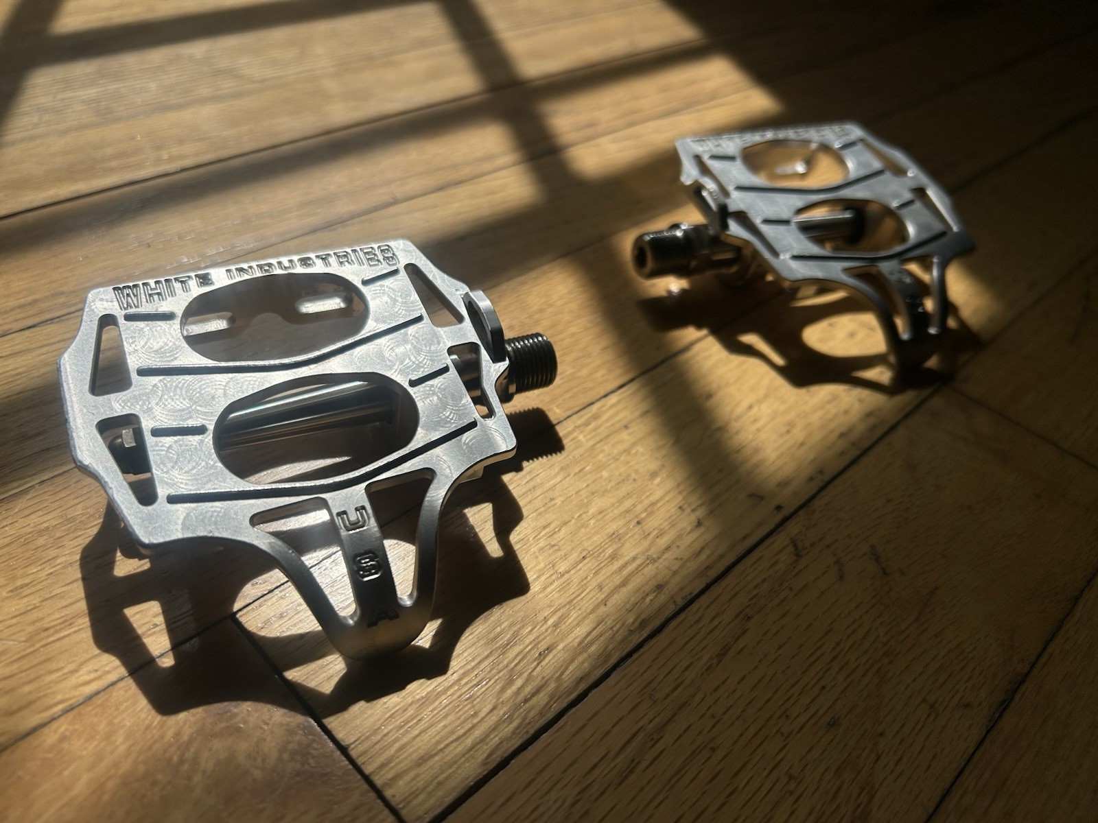 White Industries Urban Platform pedals