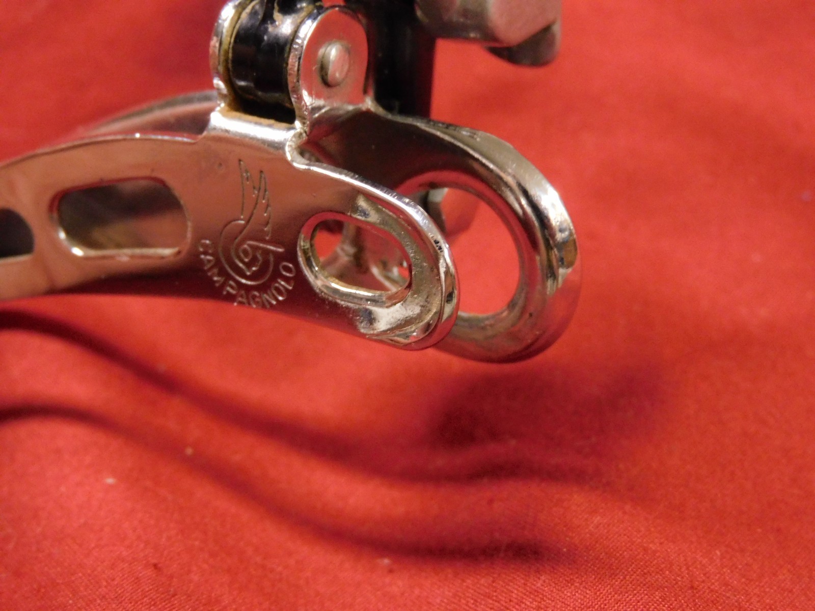 XLNT Early 80’s Campagnolo Super Record 1052/SR Clamp-on 28.6mm Front Derailleur