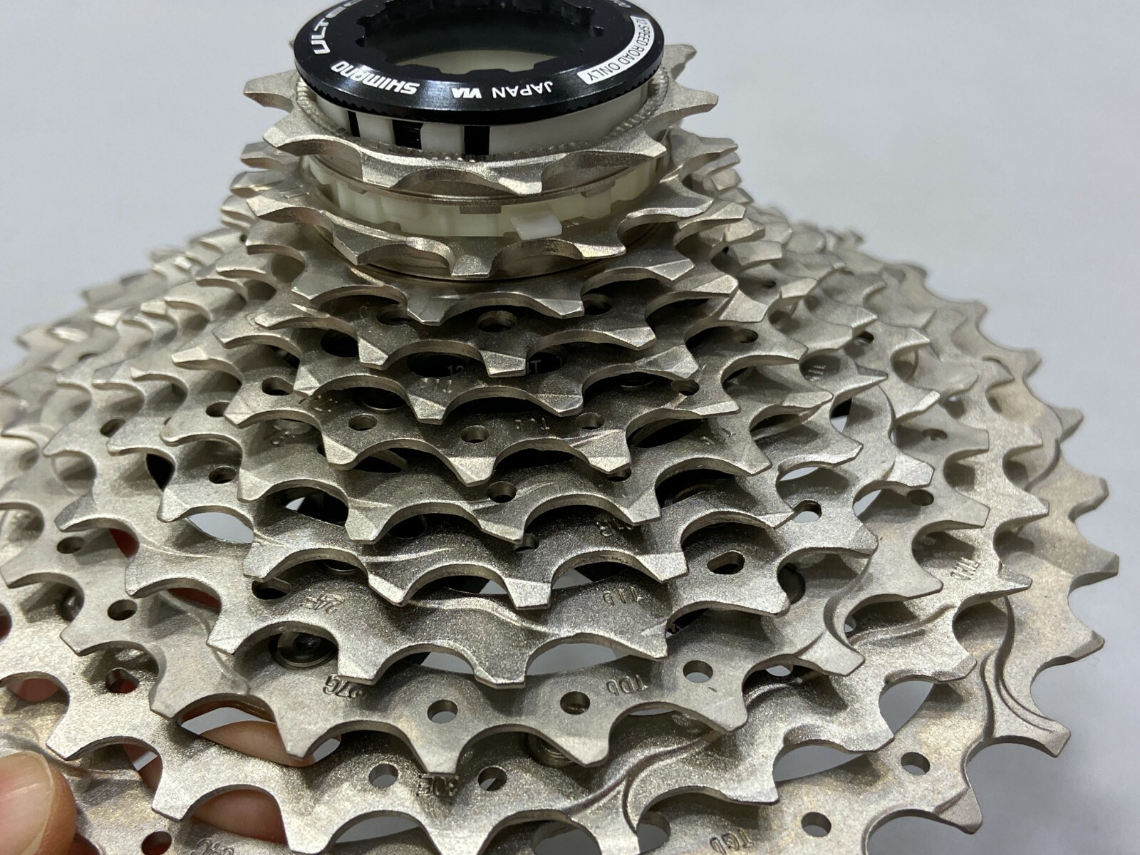 Shimano Ultegra CS-R8100 12-Speed HYPERGLIDE+ Road Cassette Sprocket (11-34T)
