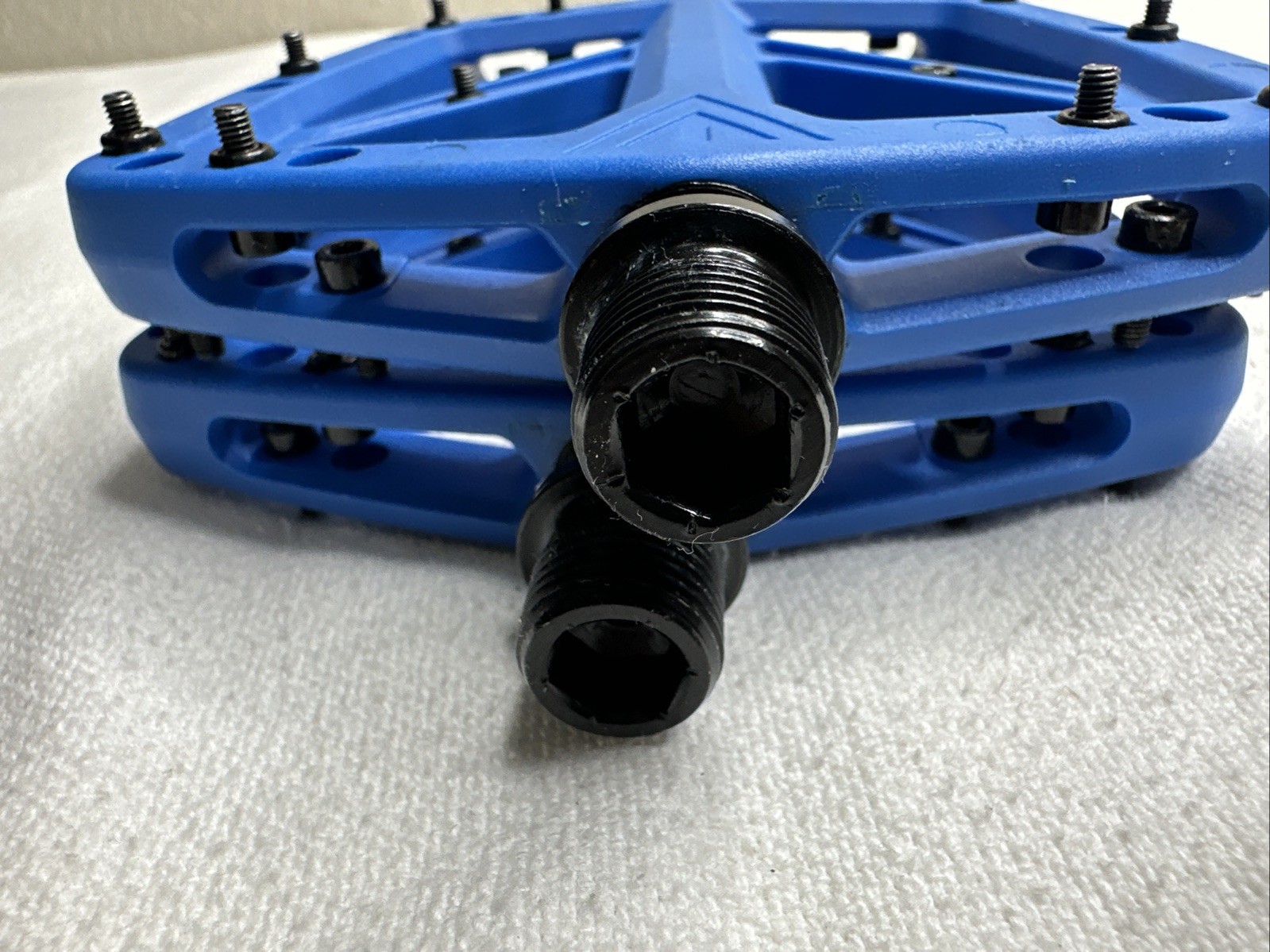 PNW Components Range Composite Pedals Blue
