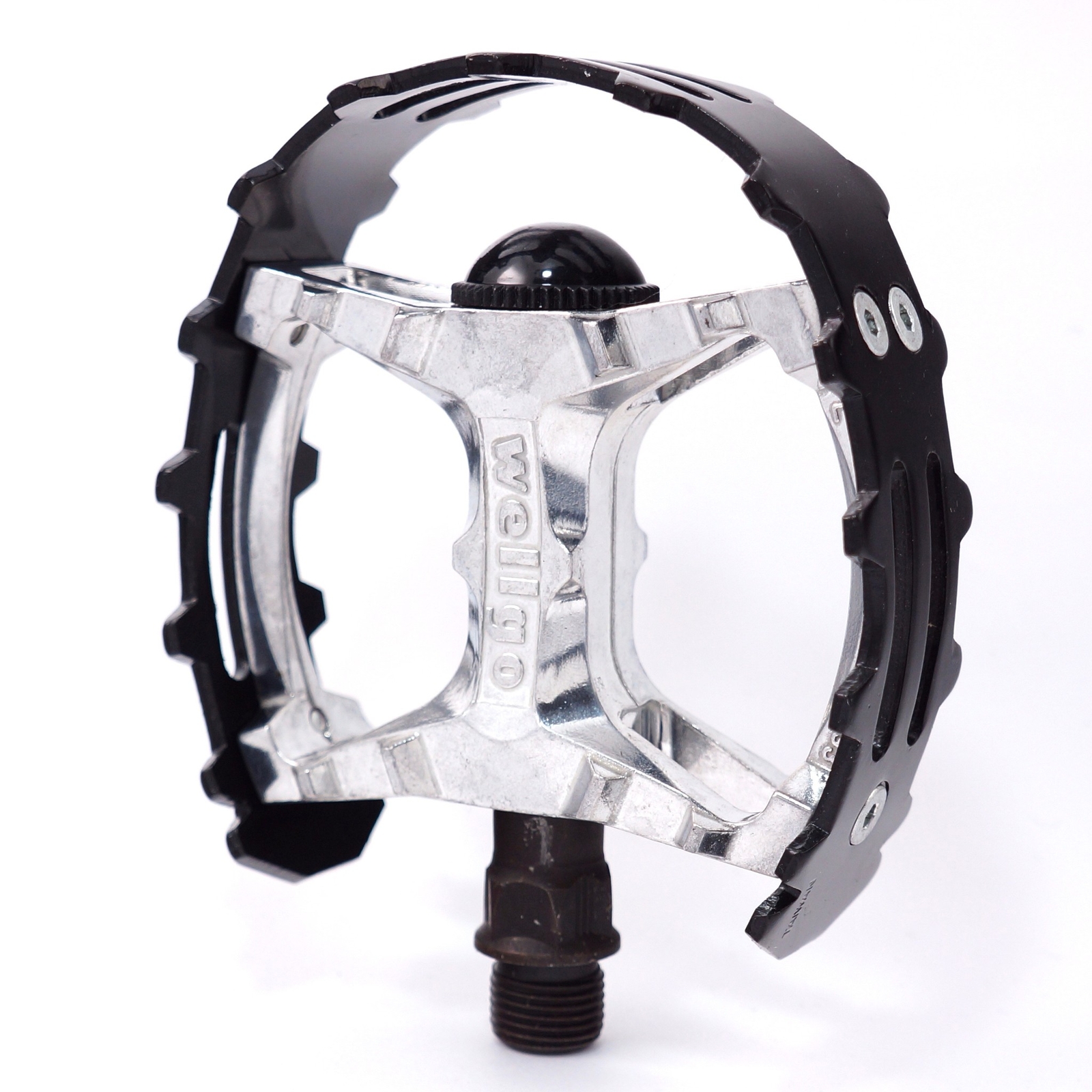 Wellgo Old school BMX XC-II bear trap pedals 9/16″ FOR 3 PIECE CRANKS Black Cage