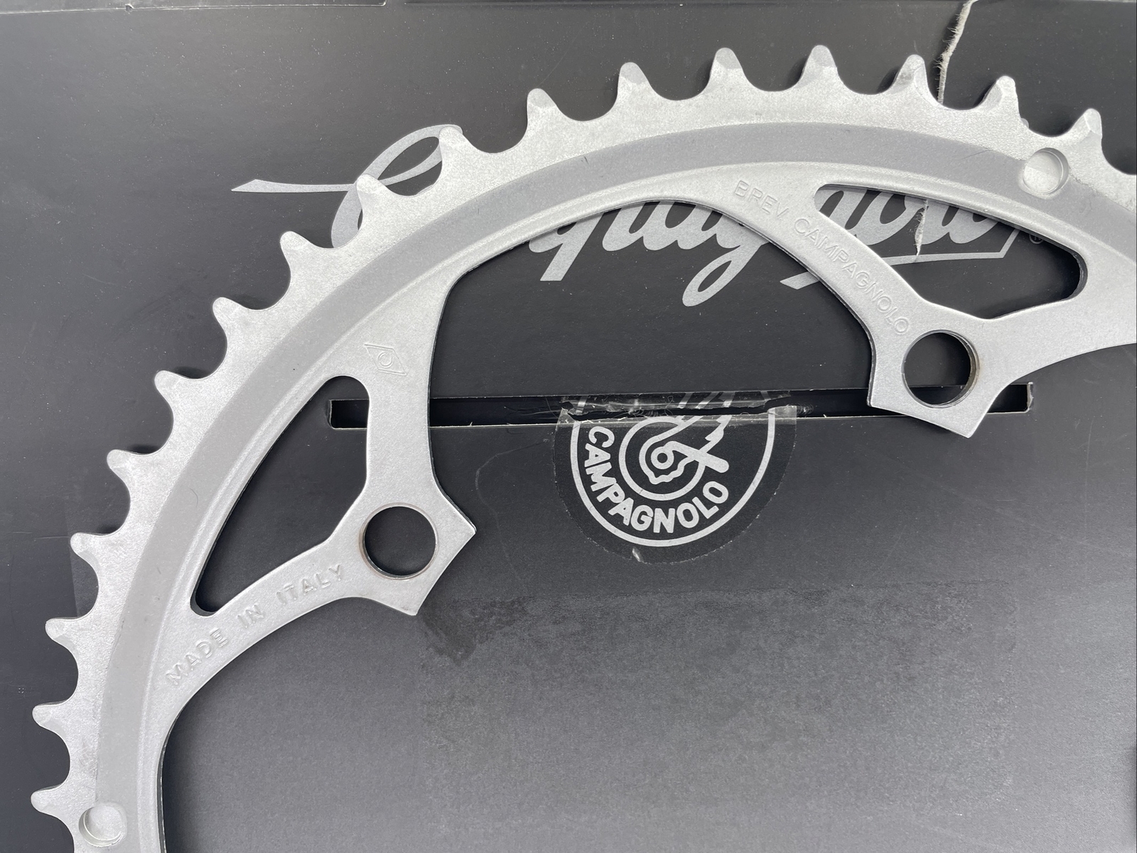 CAMPAGNOLO 135mm BCD 52-tooth Large Steel Chainring Classic Silver NEW IN BOX