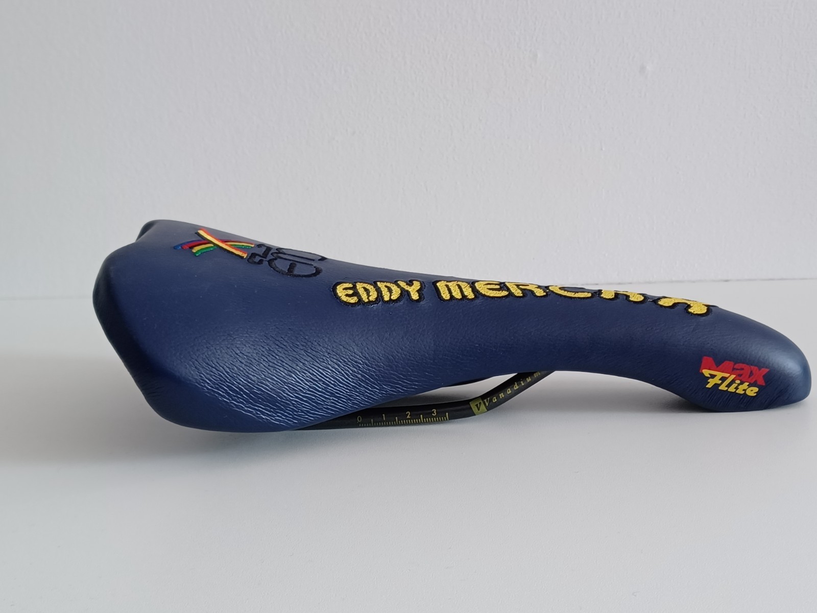 Selle Italia1999 Max Flite Eddy Merckx embroidery blue leather padded saddle NOS