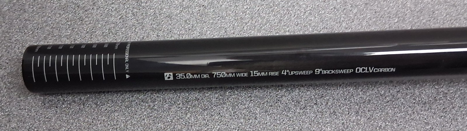 Bontrager Line Pro Carbon 35 MTB Handlebar – 35 x 750mm, 15mm Rise, Black *OE*