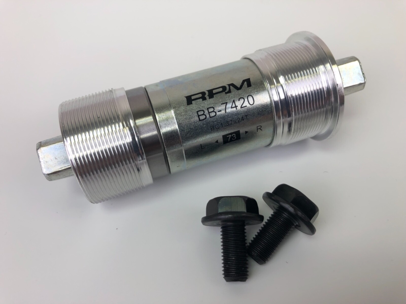 RPM CARTRIDGE BOTTOM BRACKET 73×113 mm BB-7420 1.37 x 24T W/BOLTS SEALED BB NEW