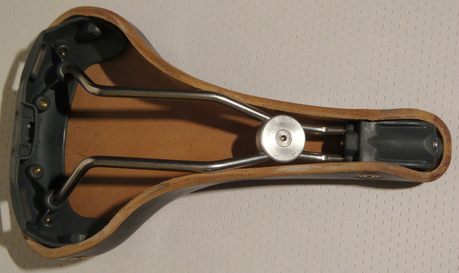 NEW GILLES BERTHOUD SADDLE SEAT ASPIN BLACK MADE IN FRANCE IDEALE BROOKS