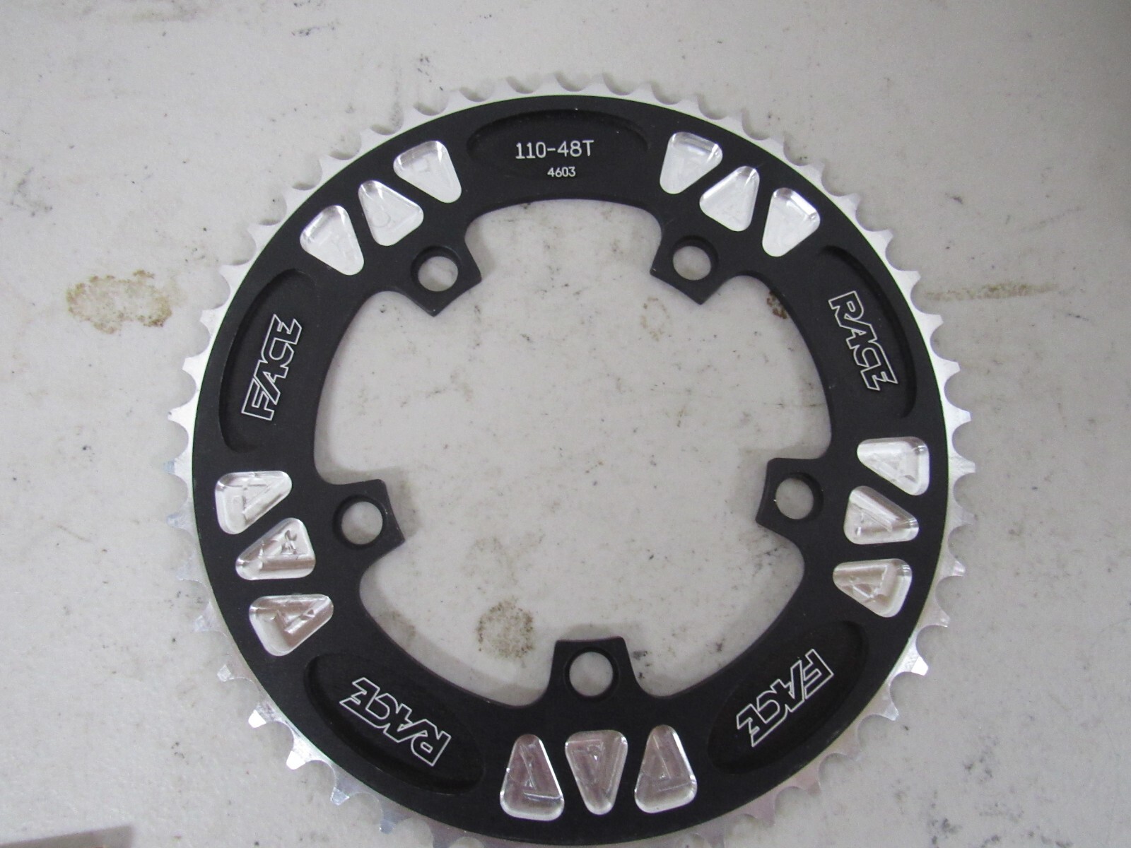 Race Face Chainring Sprocket 110mm BCD 48T Black New