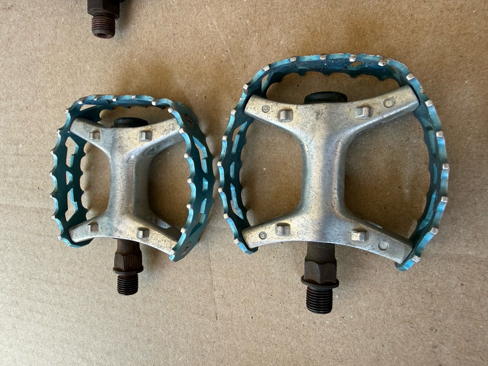 Vintage Old Mid School BMX Pedals – GT, Victor VP Metal Plastic 1/2” 9/16” Lot
