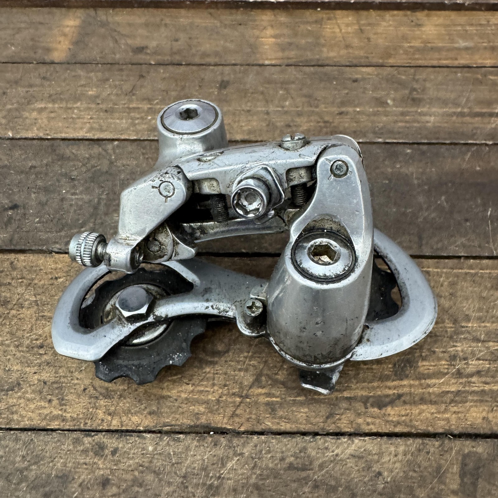 Vintage SunTour Alpha-5000 Rear Derailleur Road Bike Short Cage 275g Silver