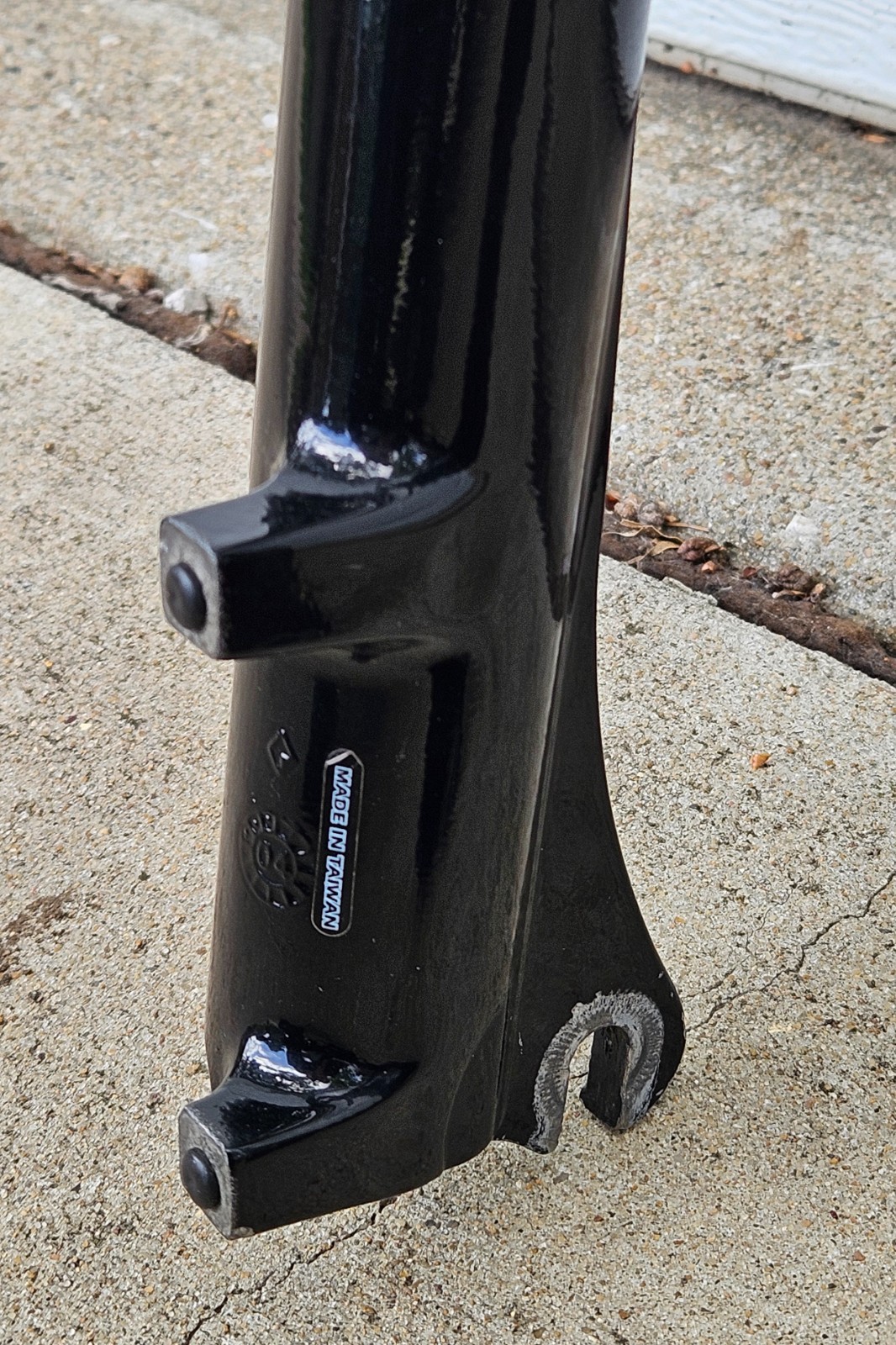 Vintage Manitou Black Elite 26″ Fork, 1-1/8″ Threadless 90-120 Adj Travel, VGC!