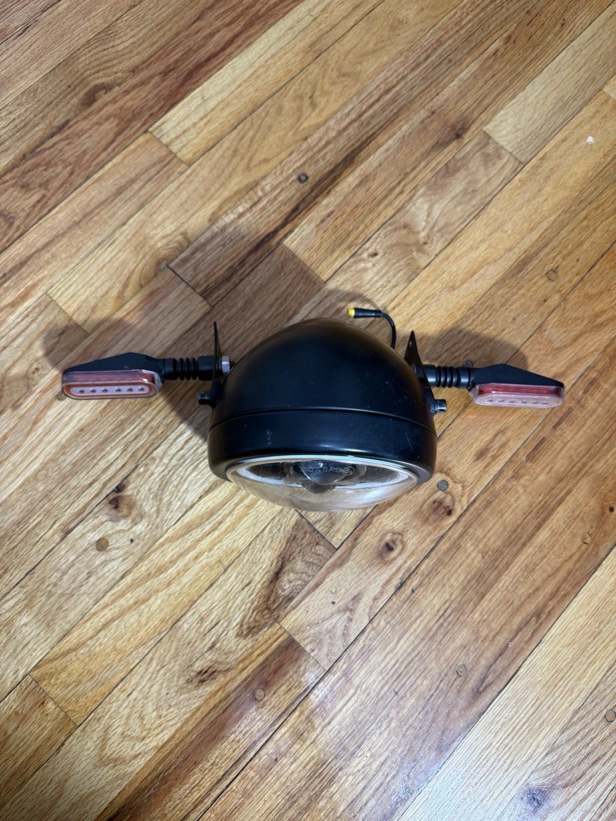 hyperscrambler 2 front light With Signals