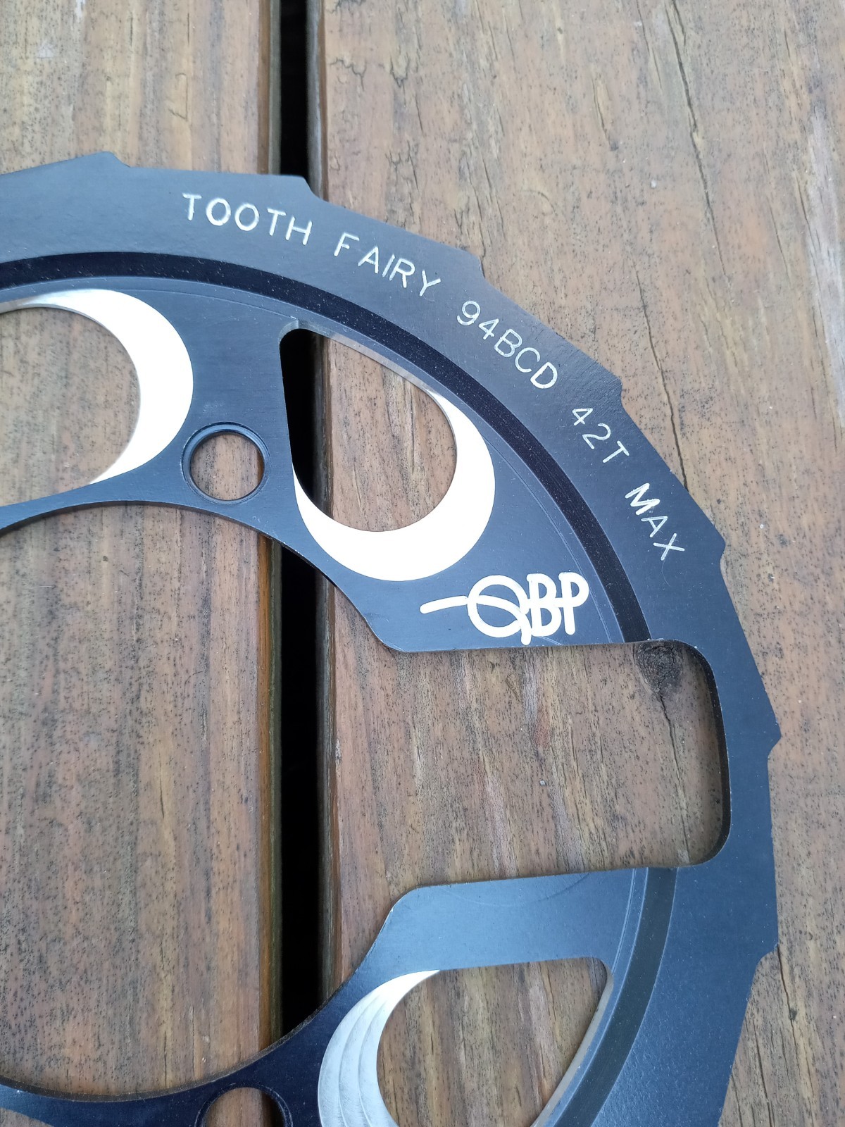 NOS New Old Stock QBP TOOTH FAIRY 94BCD 42T MAX 6061 chainring bash guard BLACK