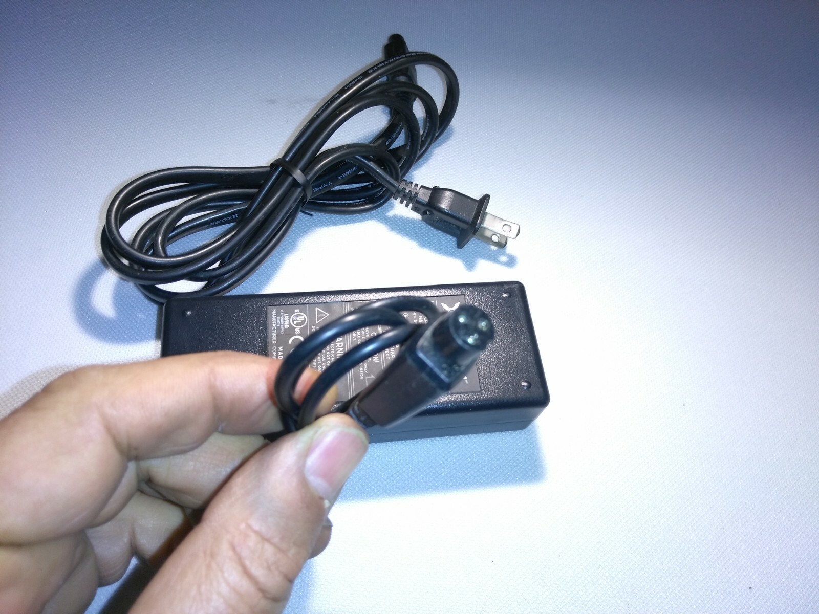 XHOVER-1 CP4215, DC 42V/1.5A ELECTRIC SCOOTER Adapter :use with : NOMAD / BEAST