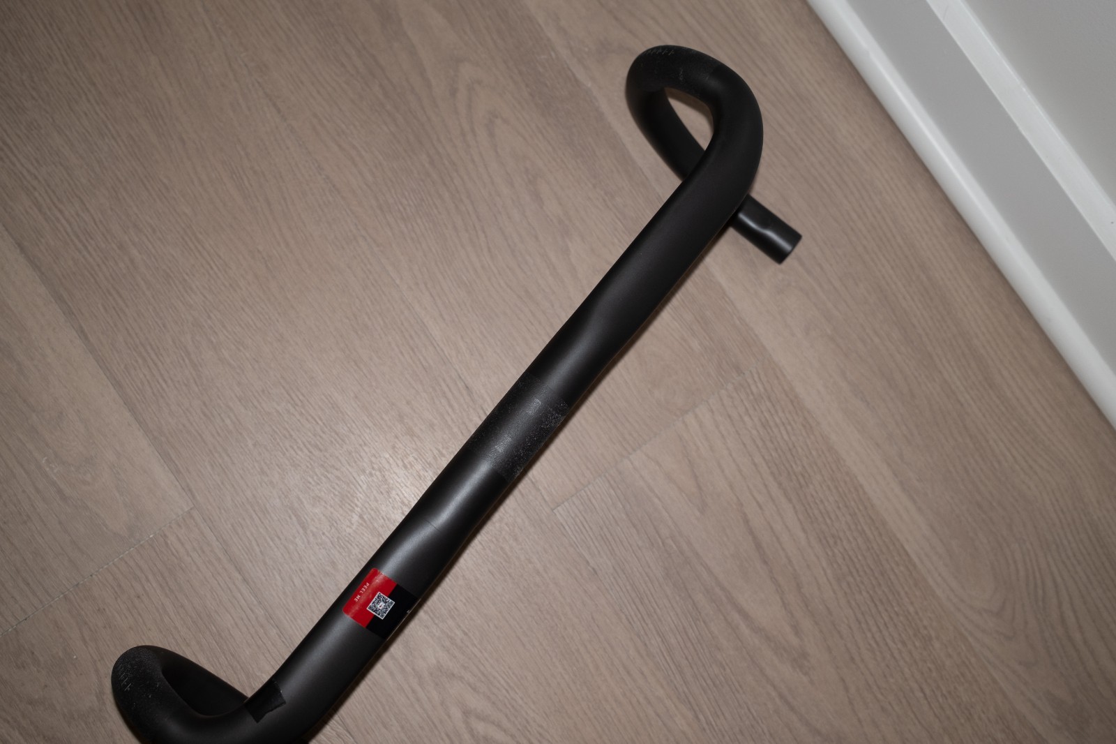 Specialized S-Works Carbon Short & Shallow, 125mm Drop, 75mm Reach, 440mm Width