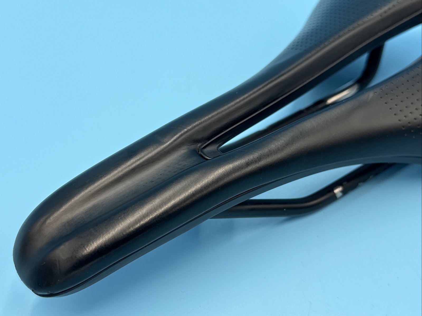 Specialized Romin EVO 143 Expert Body Geometry Comp Hollow Titanium Rail Saddle