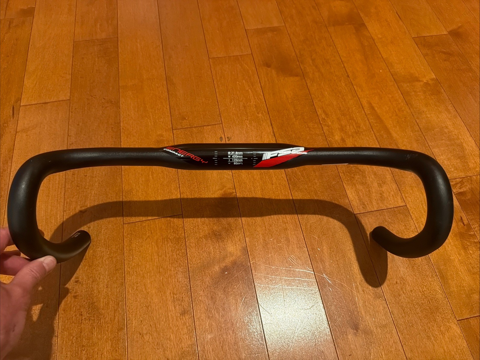 FSA Energy Compact Handlebar Black, 31.8 x 420mm (Takeoff)