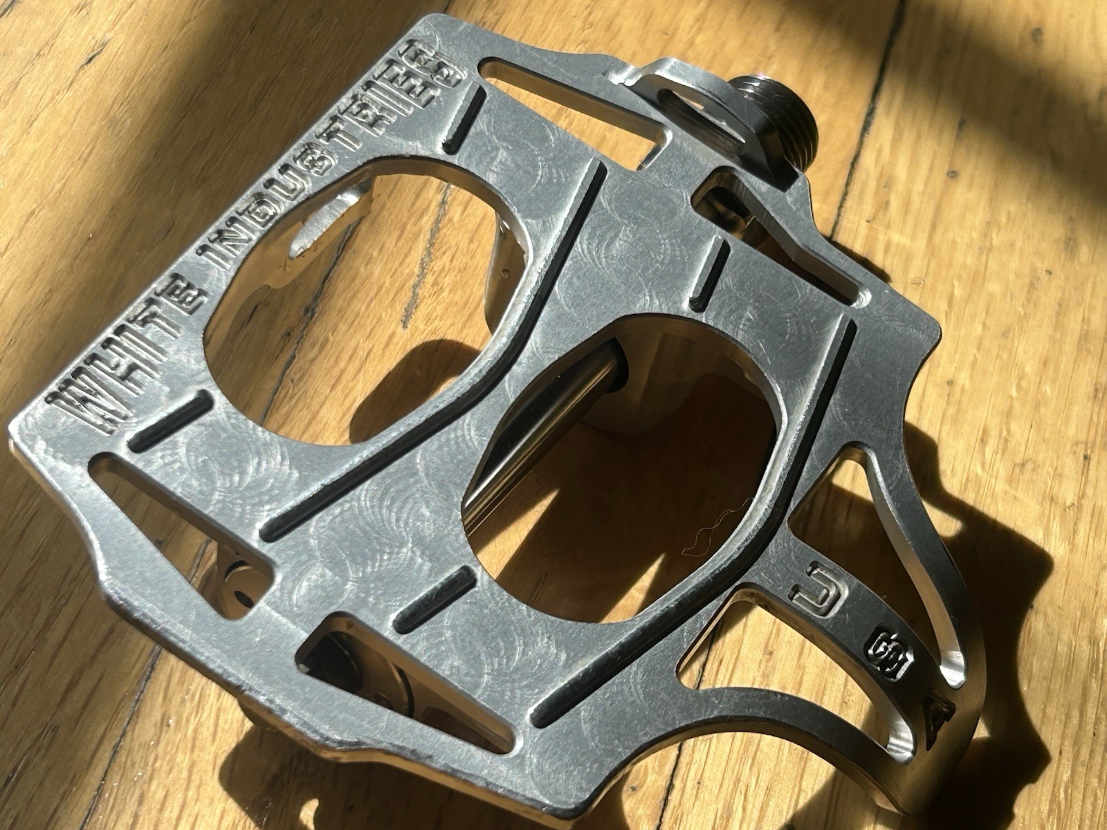 White Industries Urban Platform pedals
