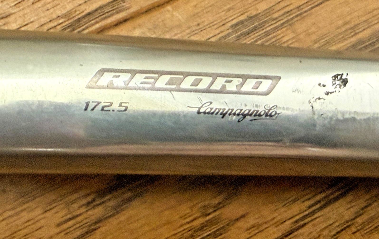 CAMPAGNOLO RECORD 10 SPEED ROAD BICYCLE 172.5 MM 53/39 TOOTH CRANK SET w/ BB ITL