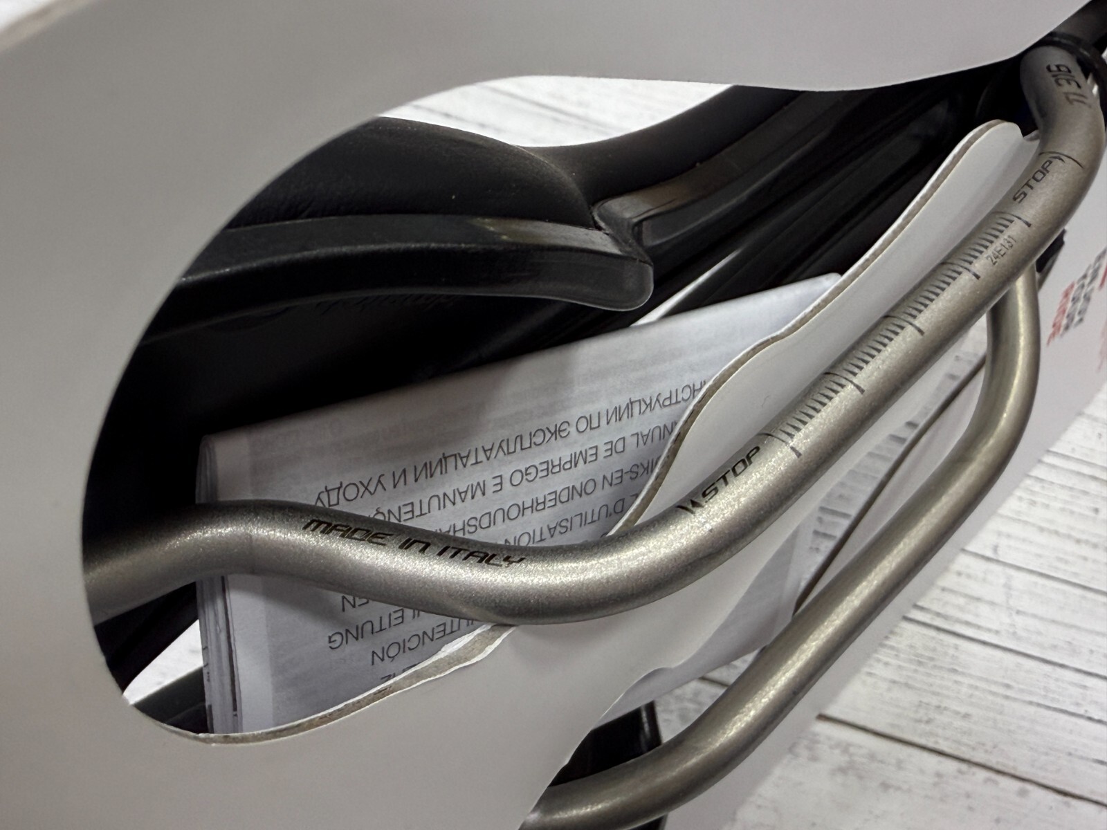 Selle Italia Flite Boost Superflow Ti316 Rail Saddle Black S3 (135X248mm)
