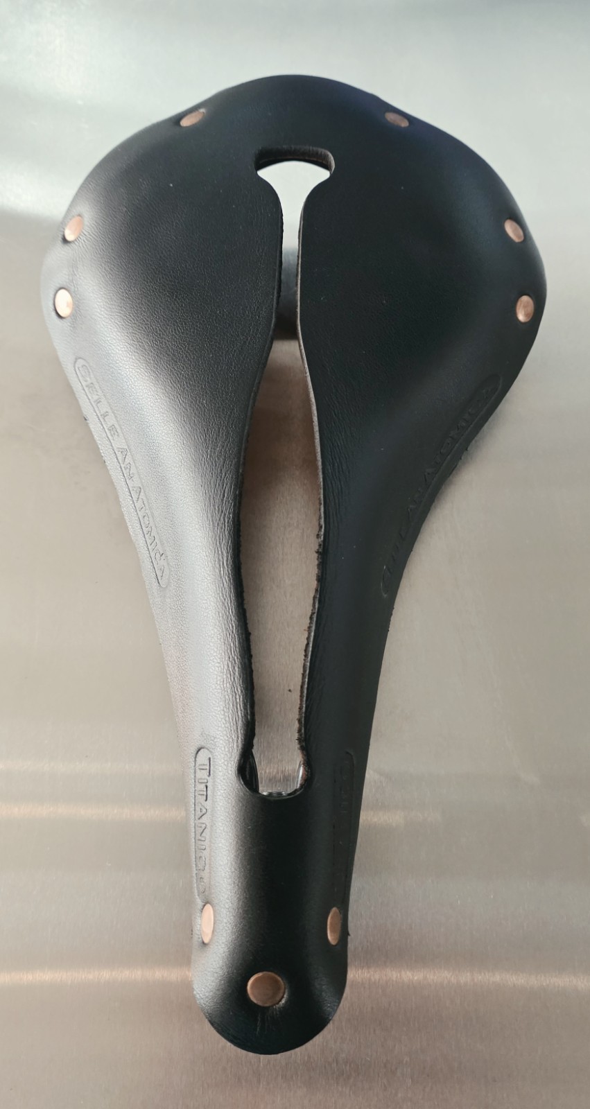 Selle An-Atomica Titanico LD Saddle Unused New old Stock Wisconsin