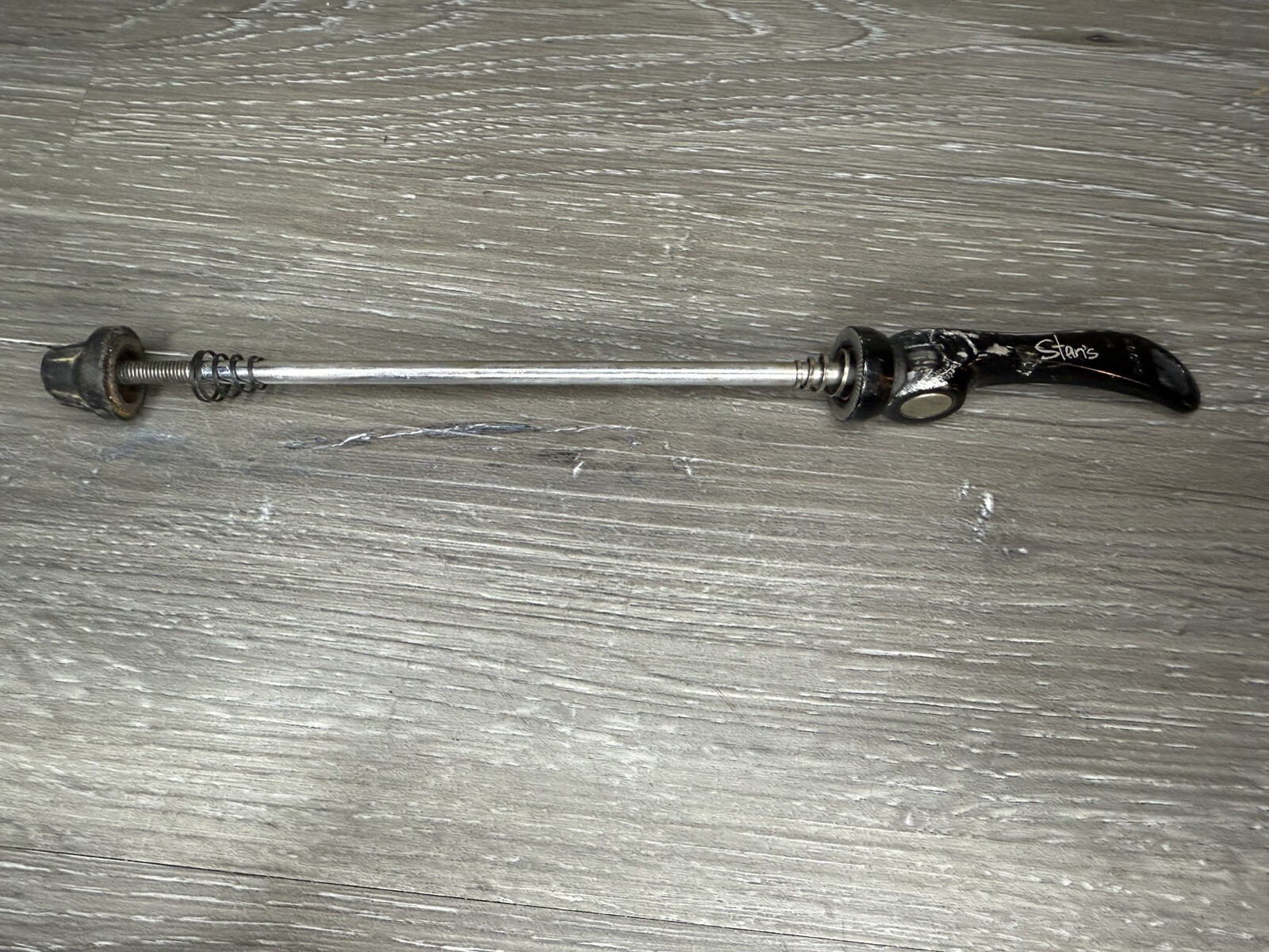Stan’s No Tubes Rear Bike Quick Release Skewer 135 QR