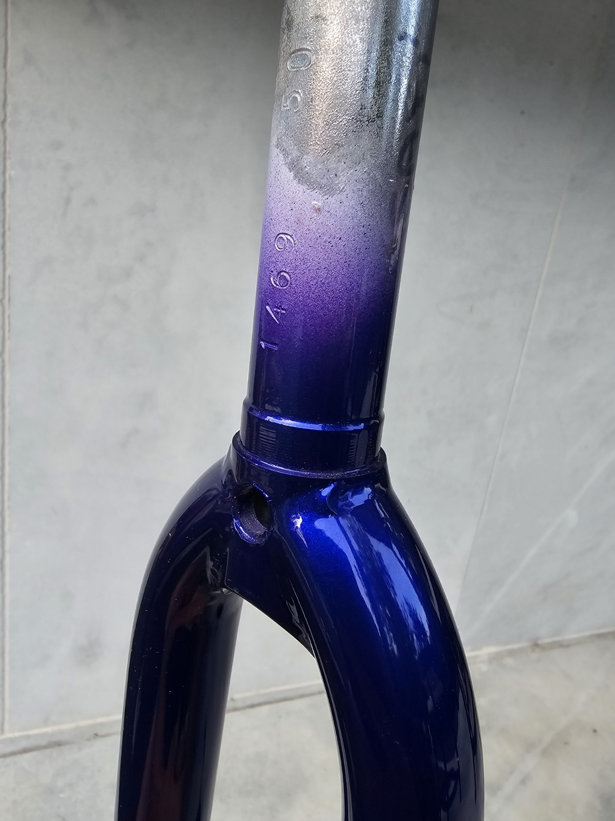 Columbus Casati 1″ Threaded Steel Fork – 146mm Steerer, 64mm Thread, Chrome/Blue