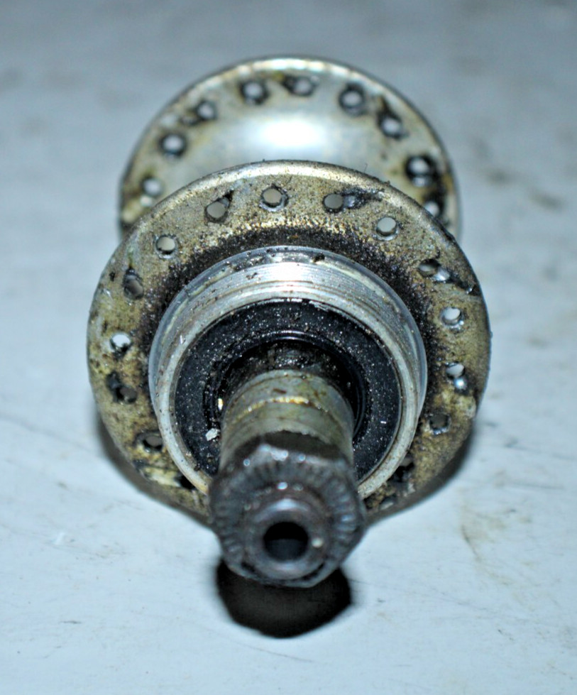 Vintage Rear Road Bike Hub Freewheel Silver 36H 134mm 6 Speed Fast USA Shipping!