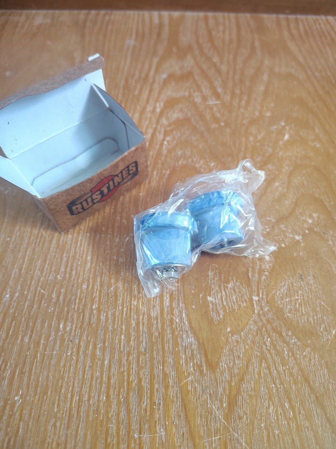 [8.40] Rustines Pair 2 Rubber Handle Bar End Expanding Plugs Caps NIB Blue