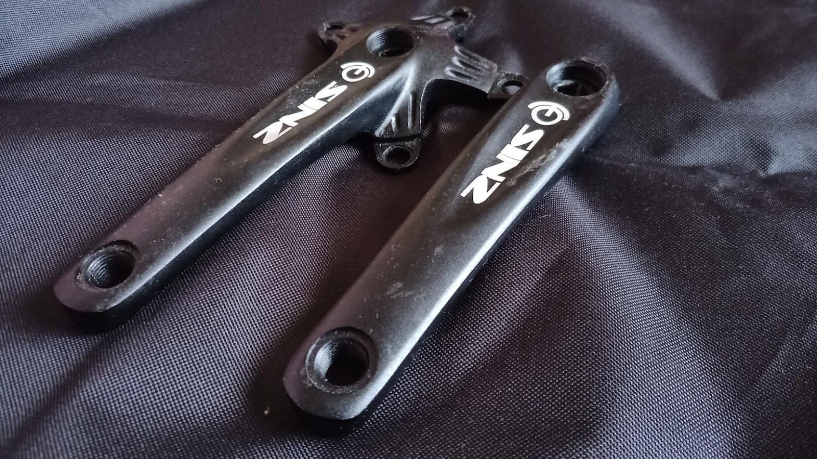 SINZ bmx 155mm crankset black 110bcd