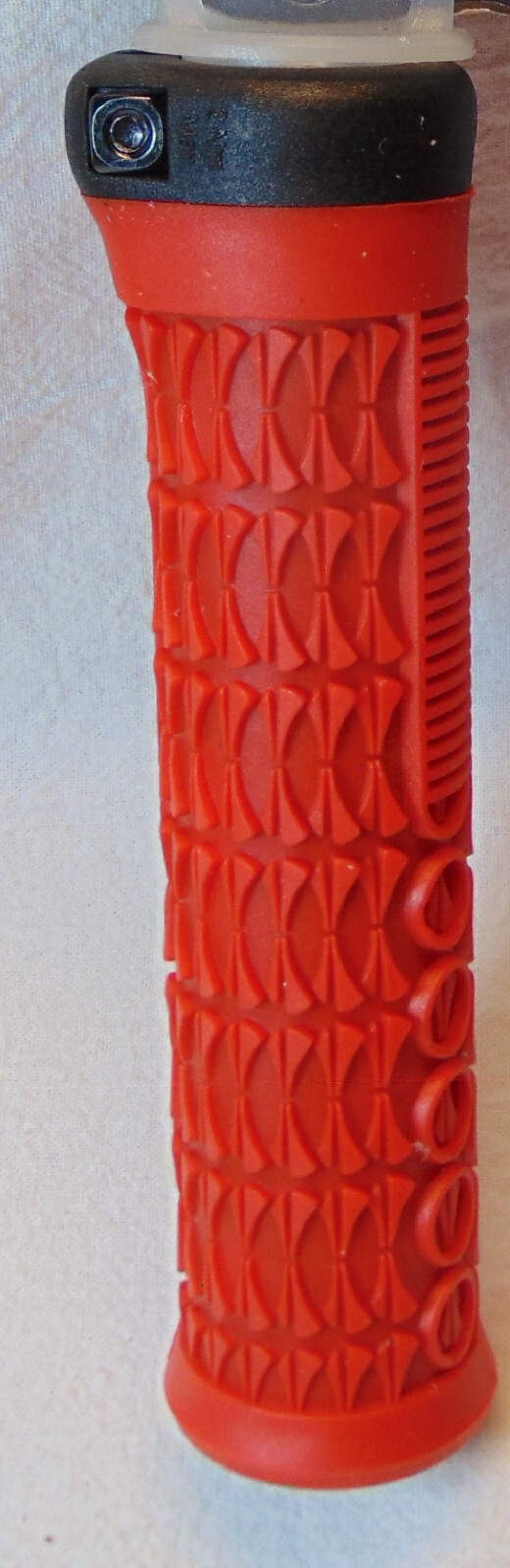 SDG Thrice Grip Mountain Bike Grips 135/33mm MTB for XC, Trail, Endure Red