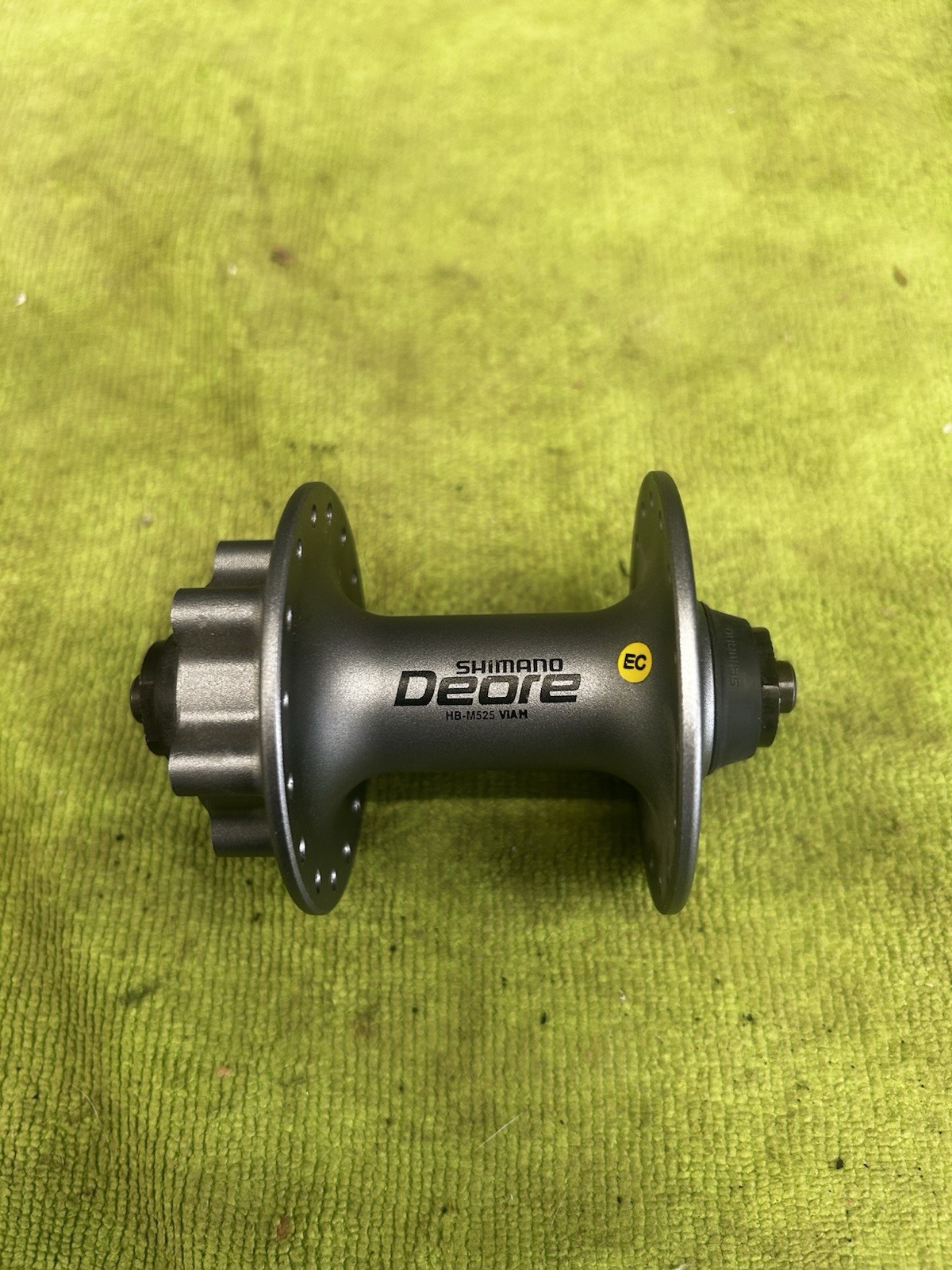 SHIMANO DEORE HD-M525 FRONT HUB 100mm WR 6- BOLT DISC BRAKE