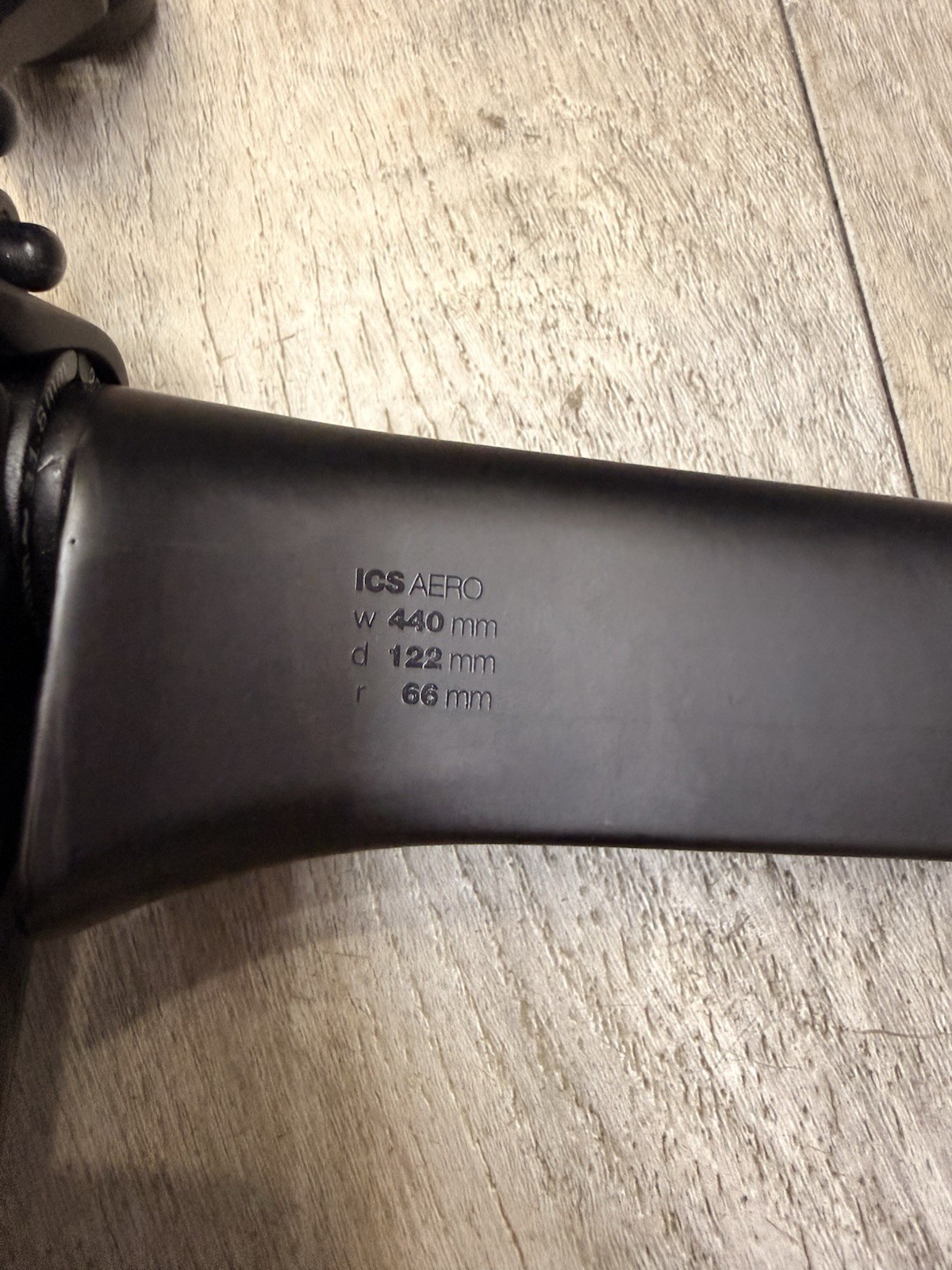 BMC ICS Aero 44X 120 carbon road handlebar Integrated Garmin Mount Spacers Clean