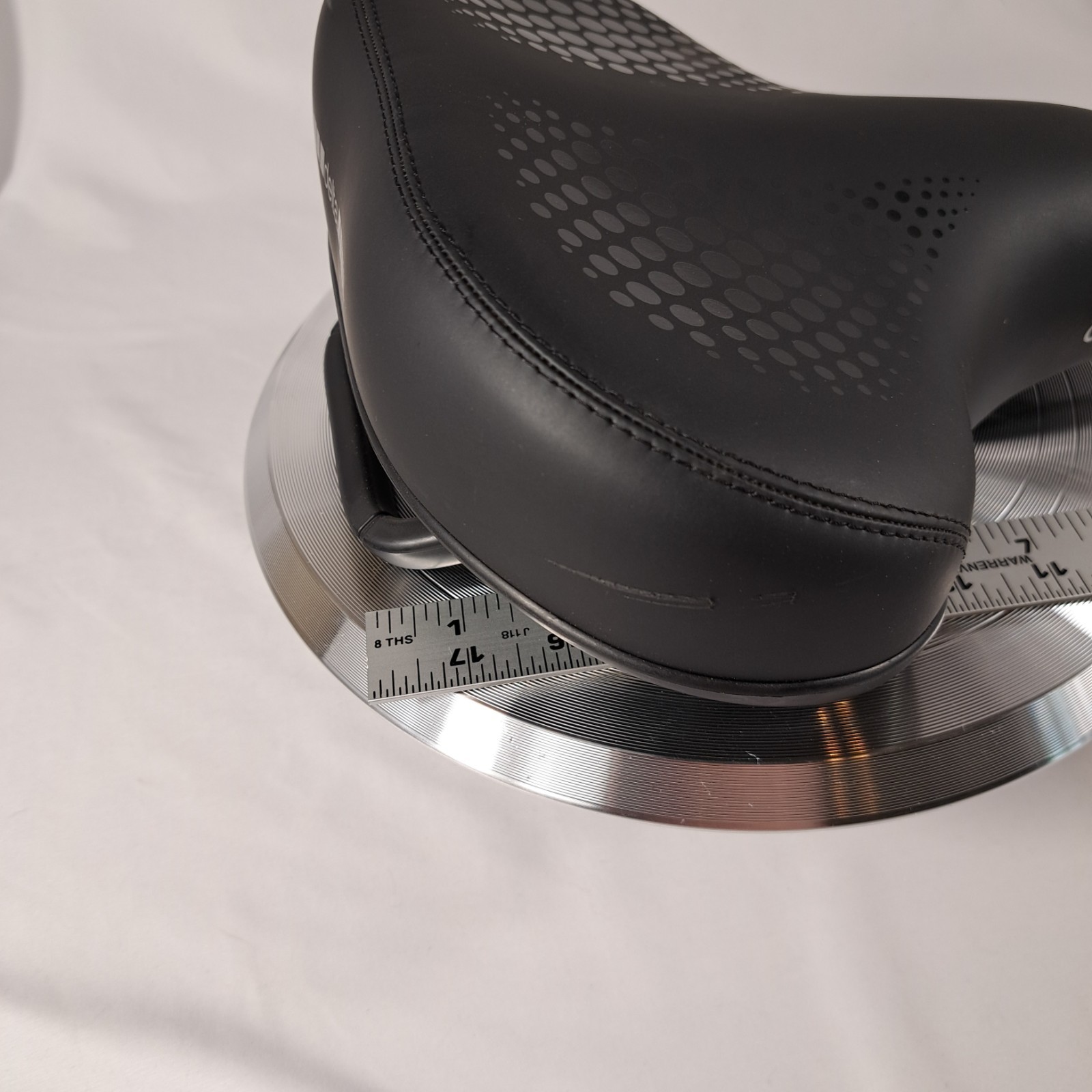 Delta Comfort Saddle Cruiser Bike Seat – Memory Foam – Dual Shock – New