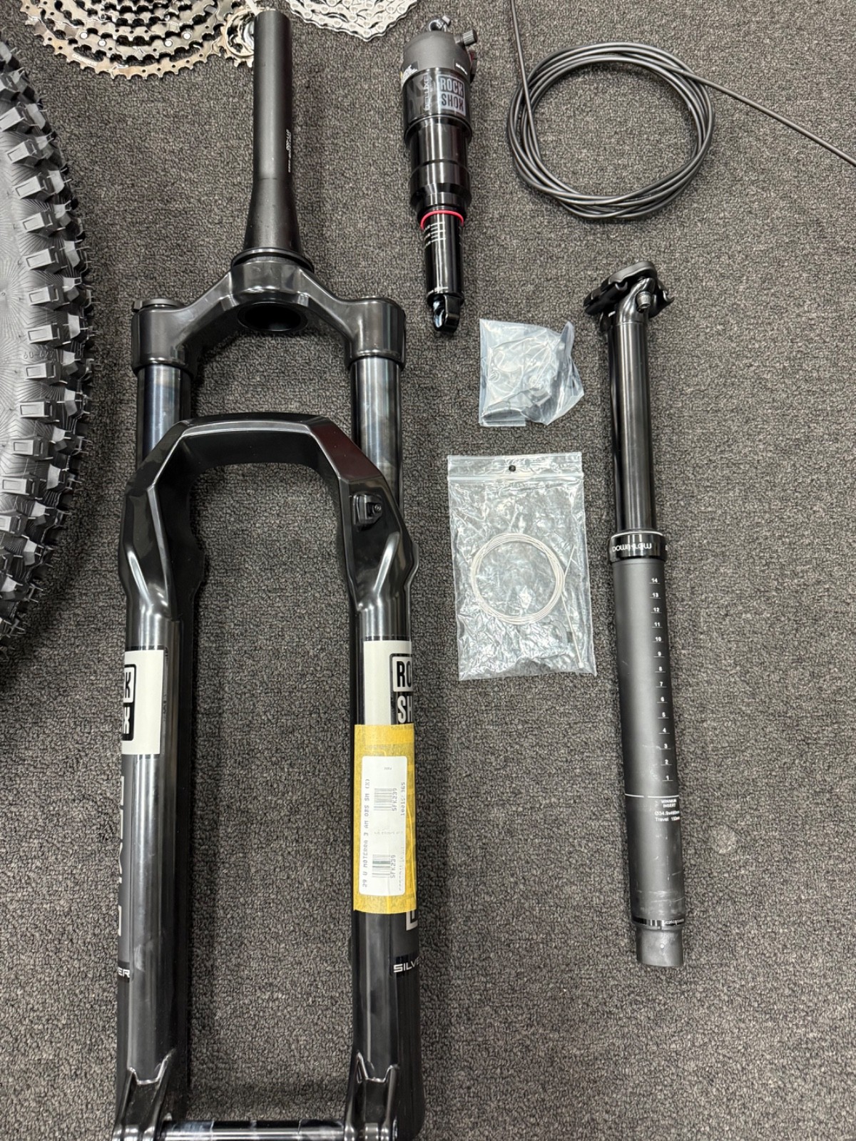 Never used bike parts rockshox,shimano brand new